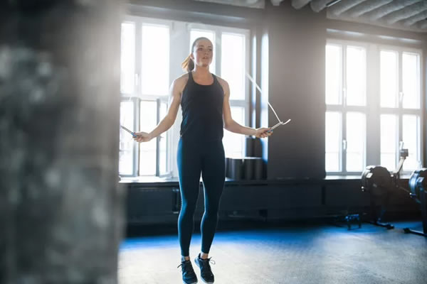 Jumping Rope Exercise Tips - 5 Great Routines for All Levels!