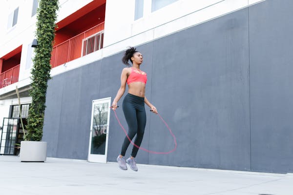 Jumping Rope Exercise Tips - 5 Great Routines for All Levels!