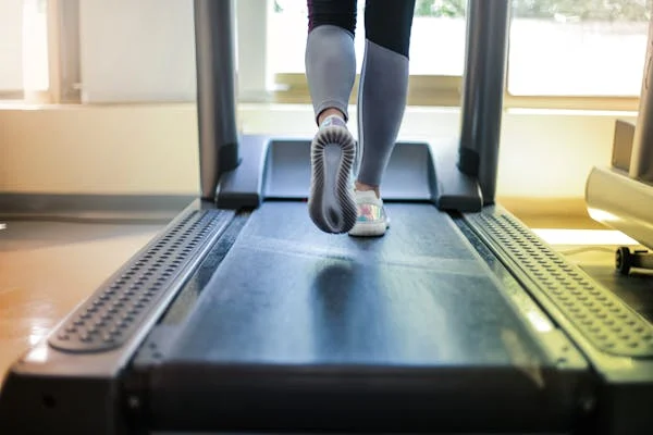 Treadmill Shoe Tips - 7 Best Options for Treadmill Workouts!